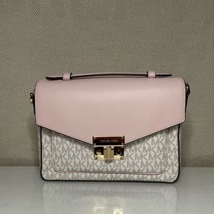 LIKE NEW MICHAEL KORS CROSSBODY SATCHEL